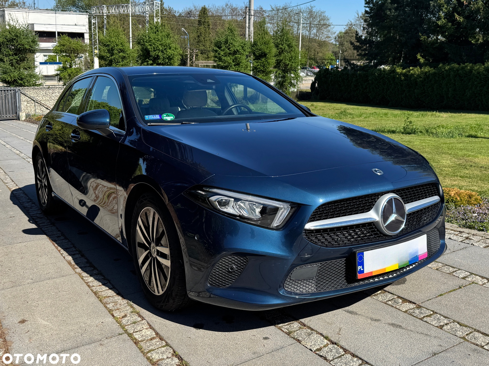 Mercedes-Benz Klasa A 180 Edycja specjalna 7G-DCT - 4