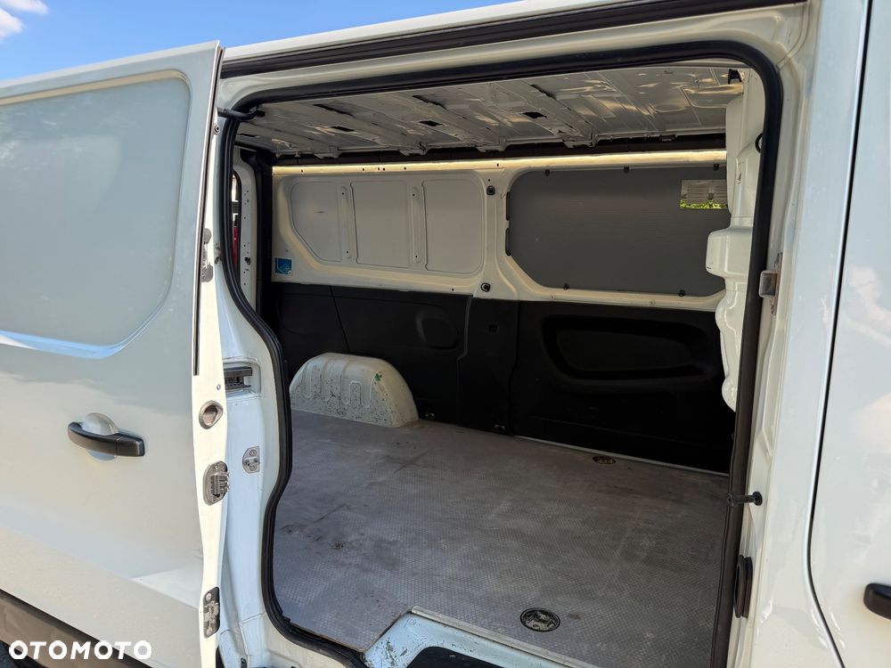 Renault Trafic - 6