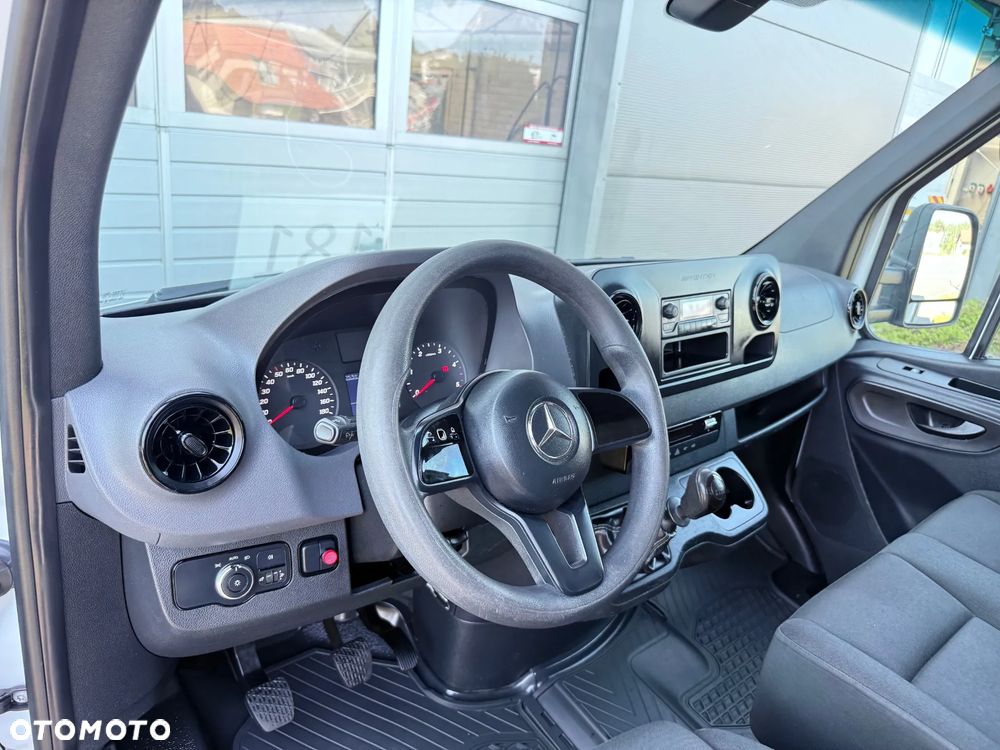 Mercedes-Benz Sprinter 319 CDI V6 Plandeka 8EP + Firana + Winda 750 Kg Salon PL - 11