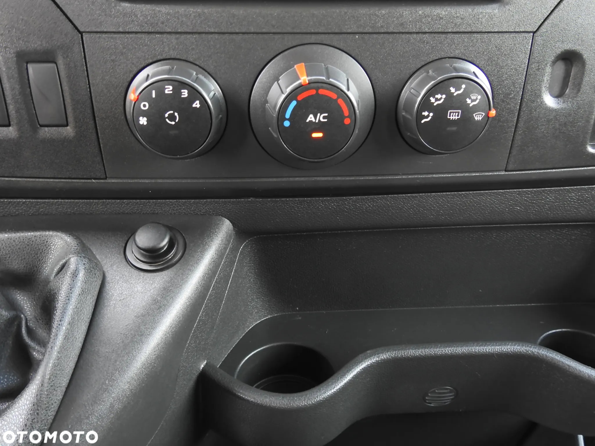 Opel MOVANO SKRZYNIA PODWÓJNA KABINA DOKA 7 MIEJSC TEMPOMAT KLIMATYZACJA 130KM [ 180836 ] - 30