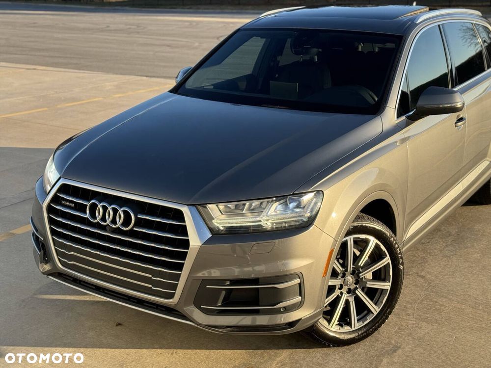 Audi Q7 2017 photo 3