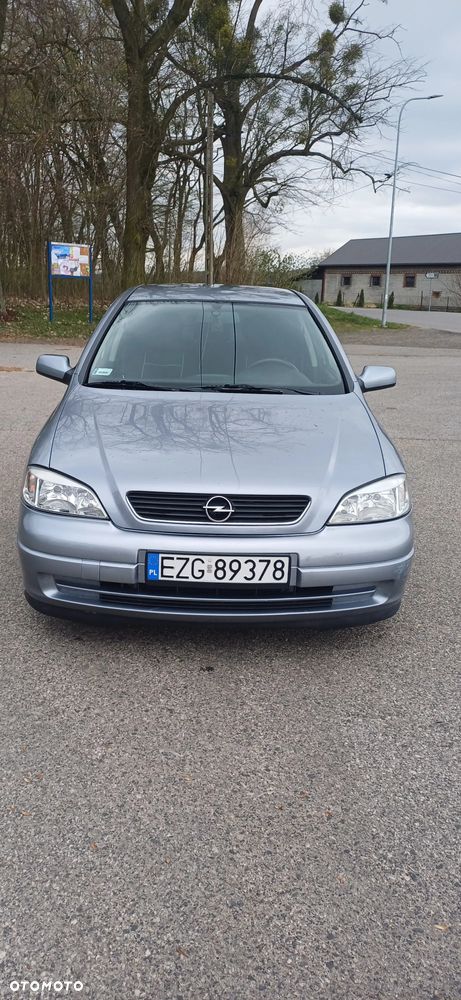 Opel Astra - 2