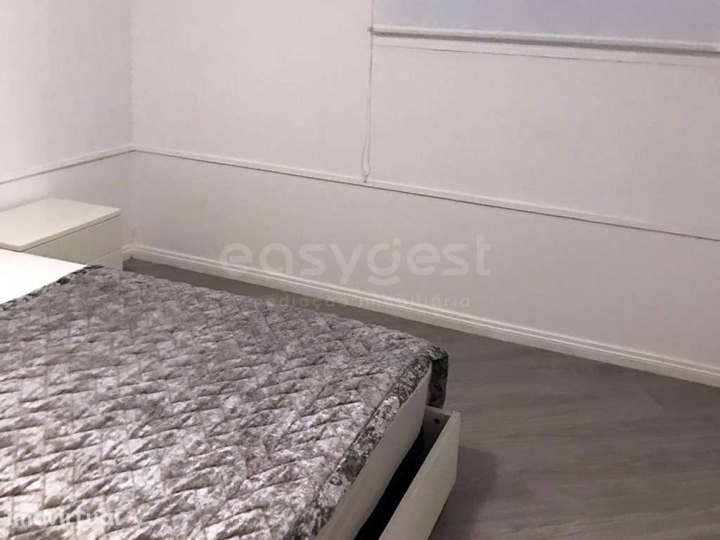 Apartamento T2 no rés do chão 115 m², pátio privativo e preço acess... - Grande imagem: 5/15