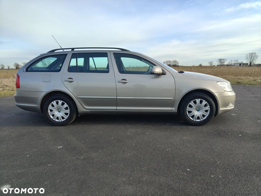 Skoda Octavia - 8