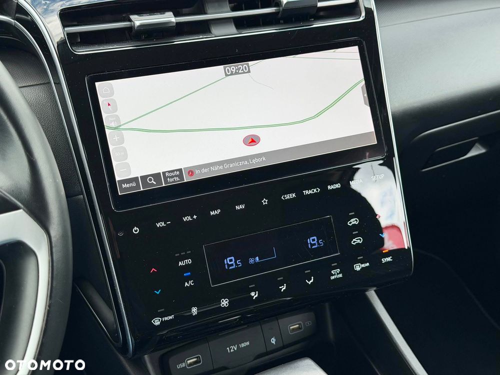 Hyundai Tucson 1.6 CRDi 48V-Hybrid 2WD DCT Trend - 19