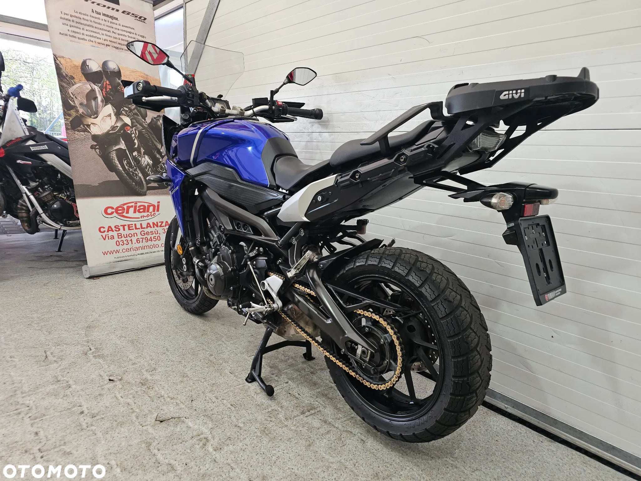 Yamaha MT - 12