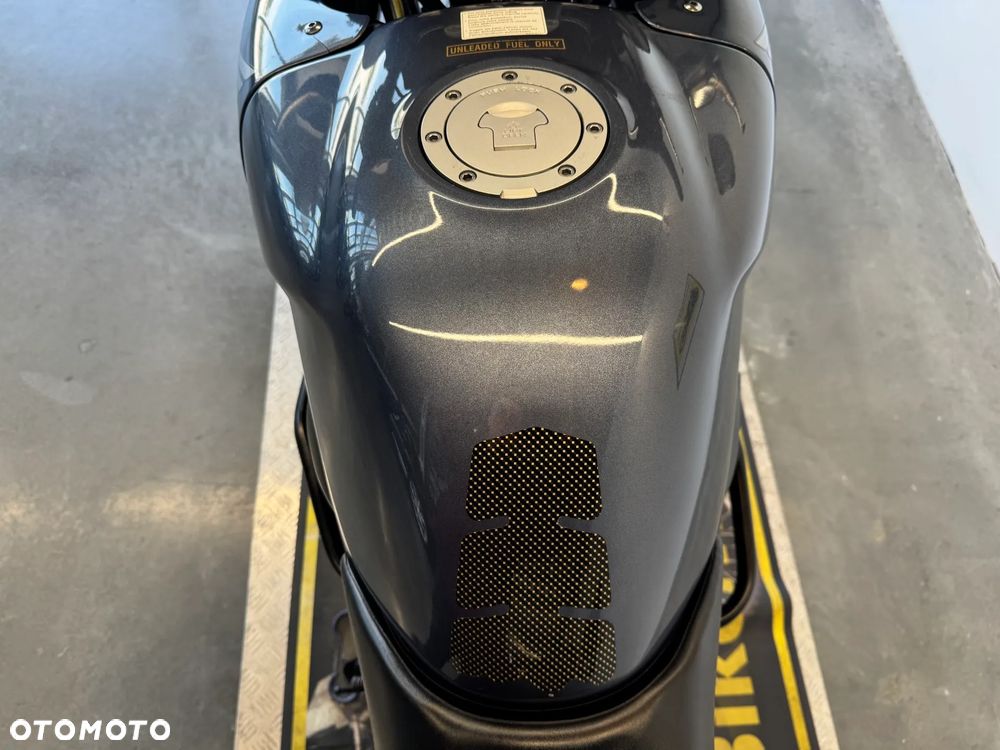 Honda CBF - 28