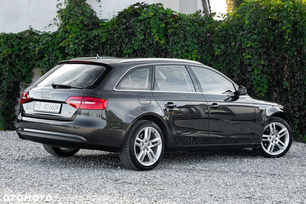 Audi A4 Avant 2.0 TDI DPF quattro Attraction - 11