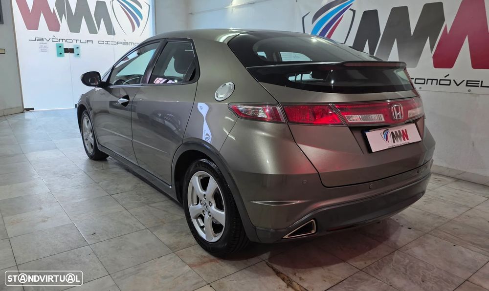 Honda Civic 1.4 i-VTEC Sport Edition - 6