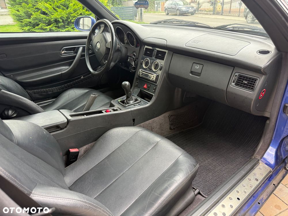 Mercedes-Benz SLK 200 - 8