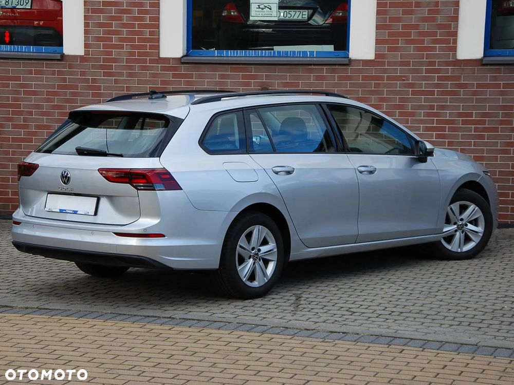 Volkswagen Golf - 4
