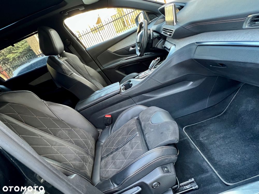 Peugeot 5008 2.0 BlueHDI GT S&S EAT8 - 26