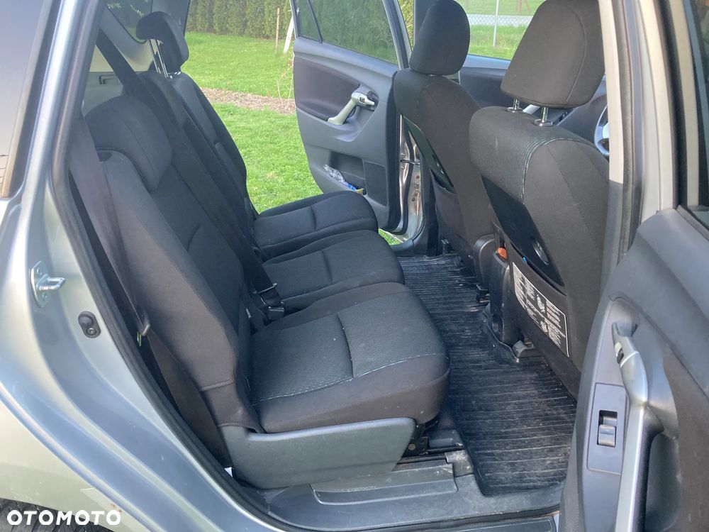 Toyota Verso 1.8 Sol EU5 - 10