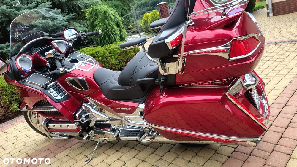 Honda GL - 16