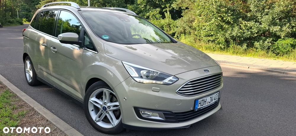 Ford Grand C-MAX - 10