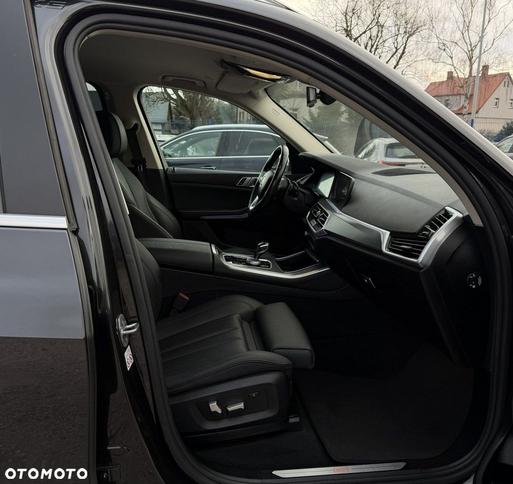 BMW X5 xDrive25d - 13