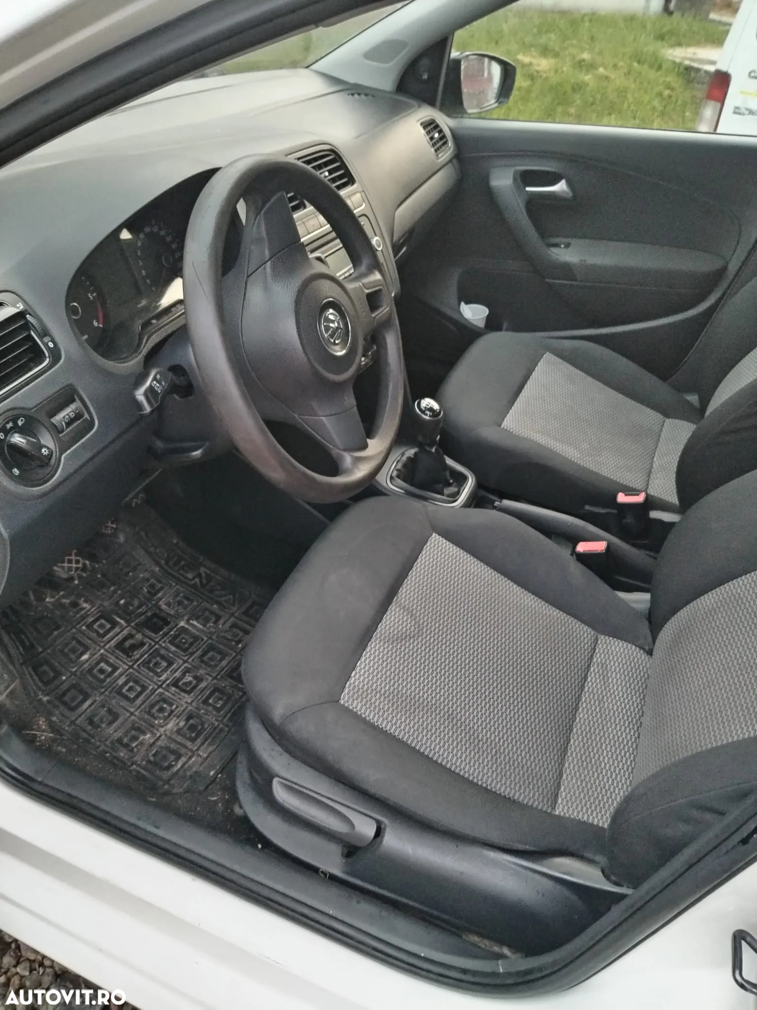 Volkswagen Polo 1.2 TDI CR DPF Comfortline - 25