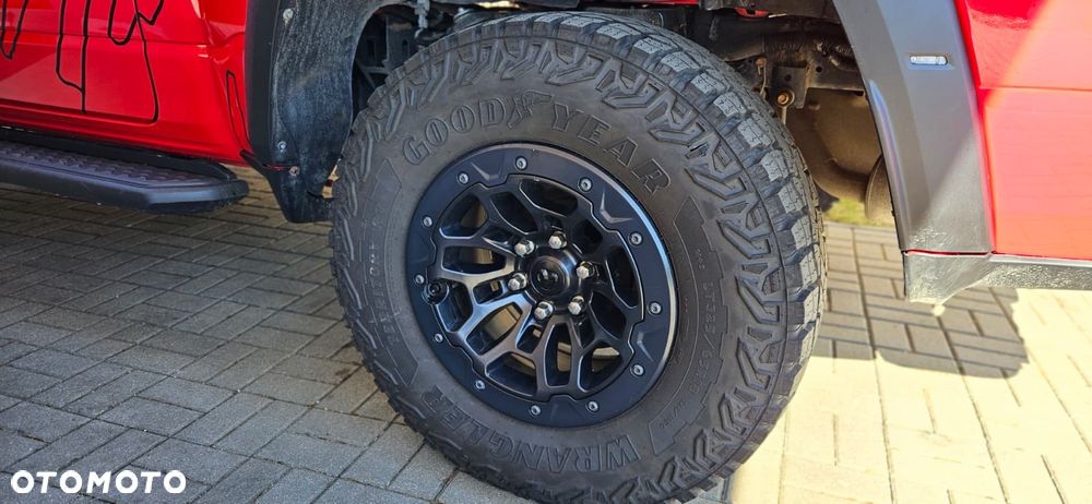 Dodge RAM - 8