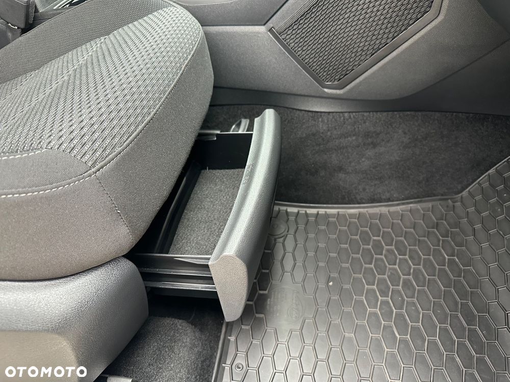 Volkswagen Touran 1.5 TSI EVO Comfortline DSG - 23