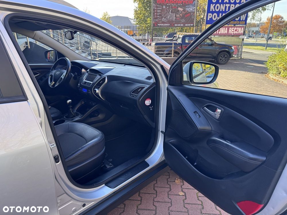 Hyundai ix35 1.7 CRDi 2WD blue Style - 20