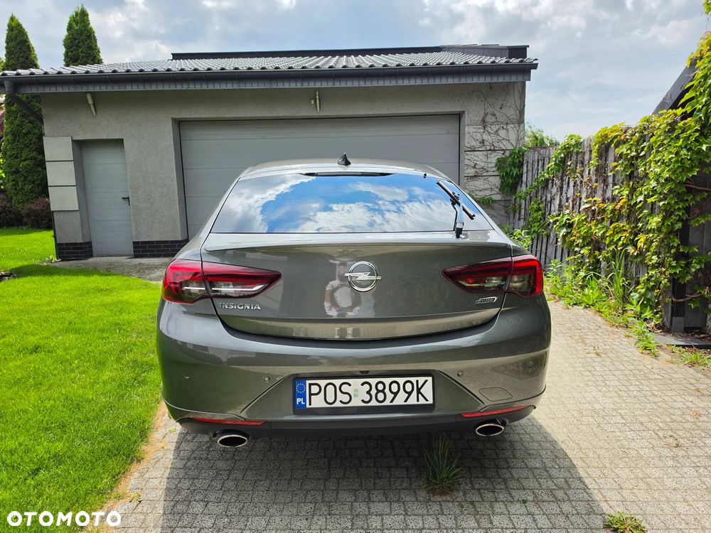 Opel Insignia 2.0 BiTrb D 4x4 Automatik Exclusive - 8