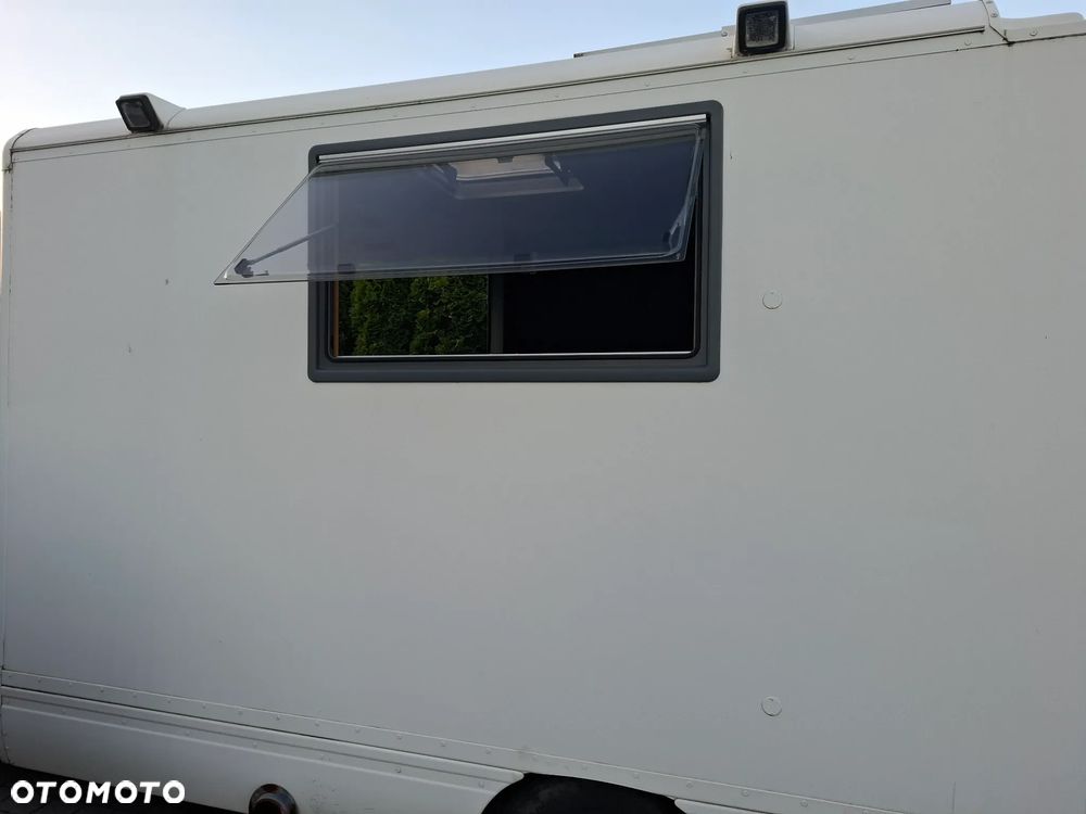 Mercedes-Benz Sprinter - 5