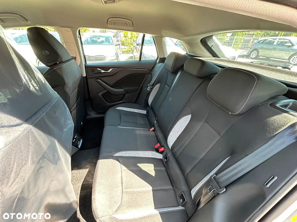 Skoda Scala 1.0 TSI Drive - 12