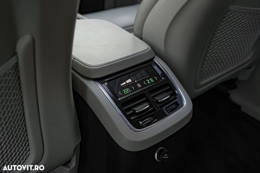 Volvo XC 90 Recharge T8 eAWD Inscription - 18