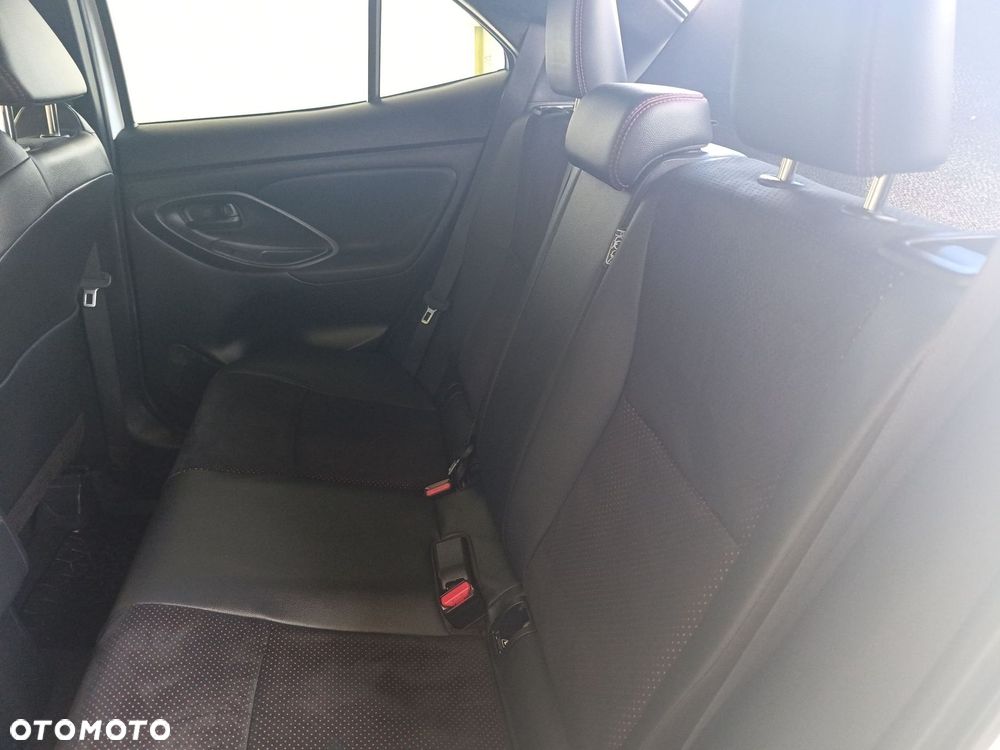 Toyota Yaris Cross Hybrid 1.5 GR Sport - 14