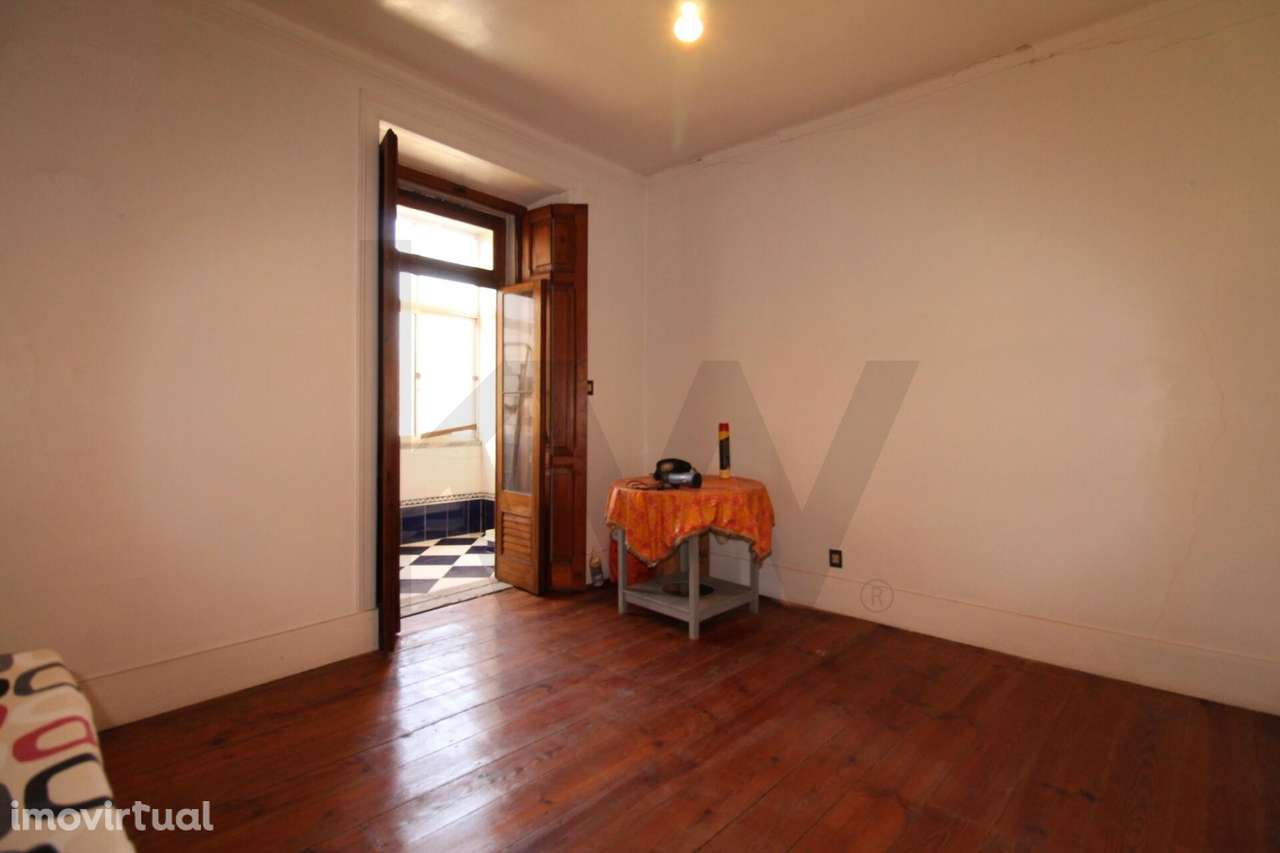 Apartamento T4 na Rua Necessidades, Estrela com vista para o Rio Tejo - Grande imagem: 4/29