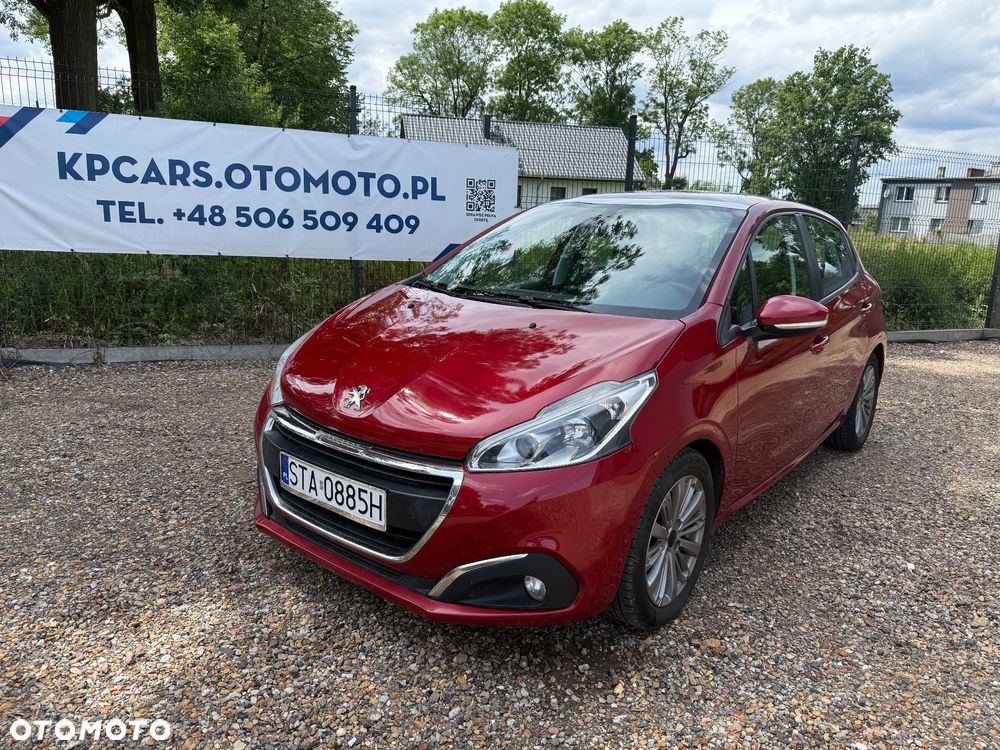Peugeot 208 - 1