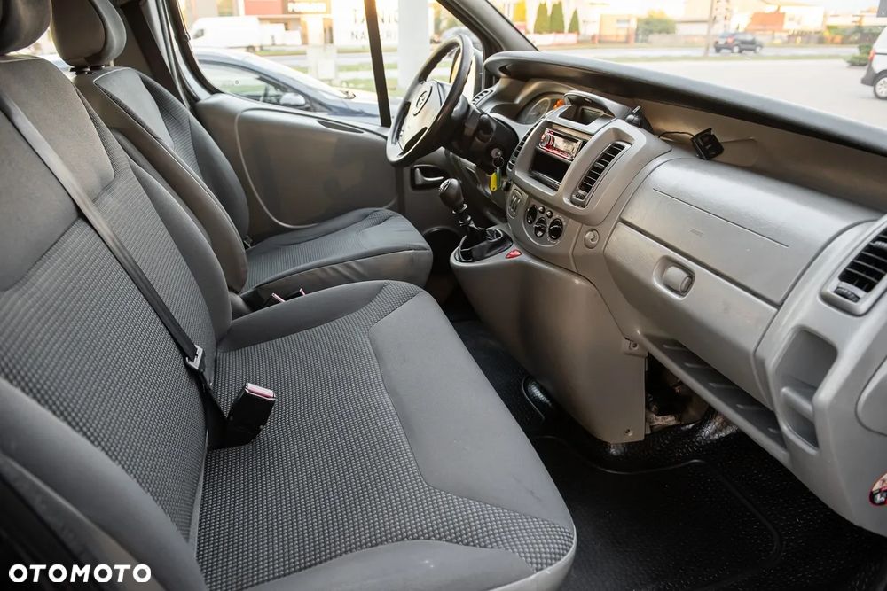 Opel Vivaro - 21