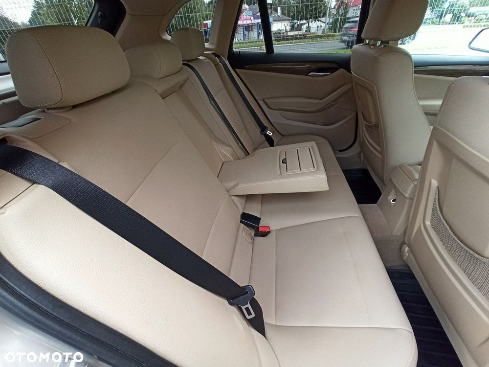 BMW X1 - 10