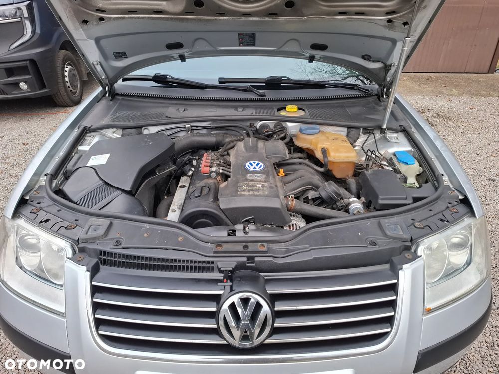 Volkswagen Passat - 12