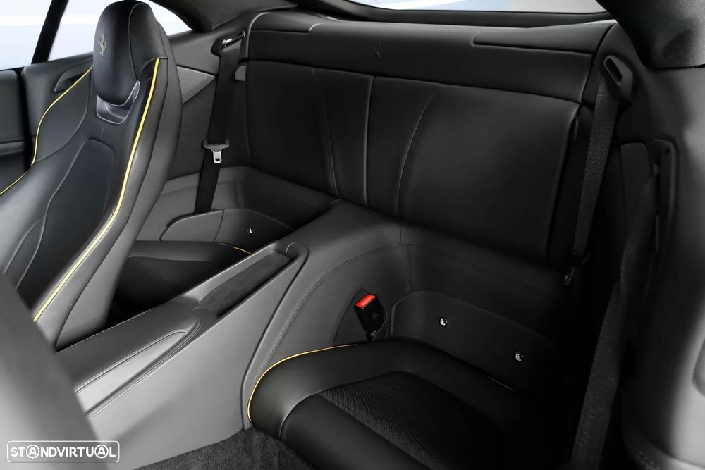 Ferrari Portofino Standard - 22