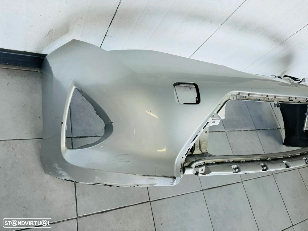 Para Choques Frente Toyota Auris - 2013 / 2015 - 2