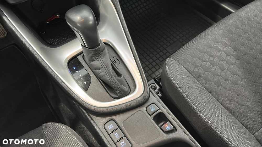 Toyota Yaris - 19