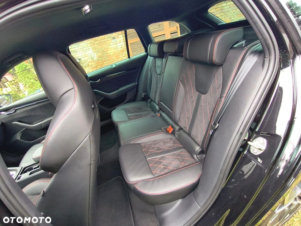 Skoda Octavia 2.0 TDI RS DSG - 13