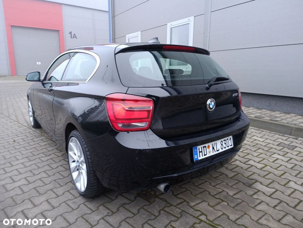 BMW Seria 1 118i Sport Line - 11