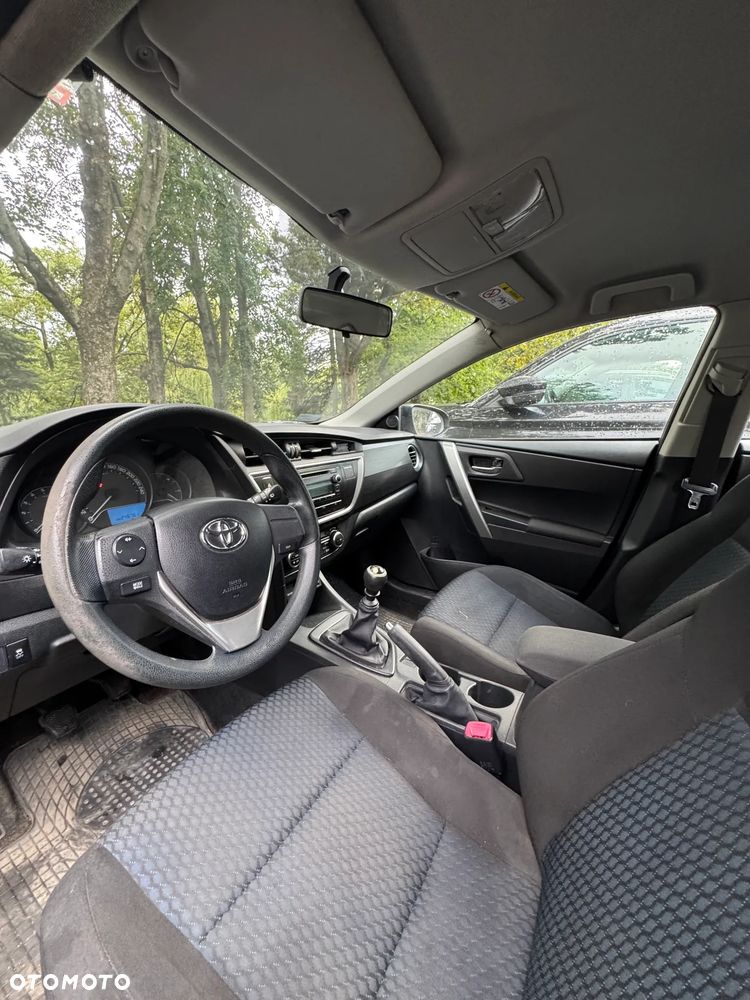 Toyota Auris 1.4 D-4D Life - 14