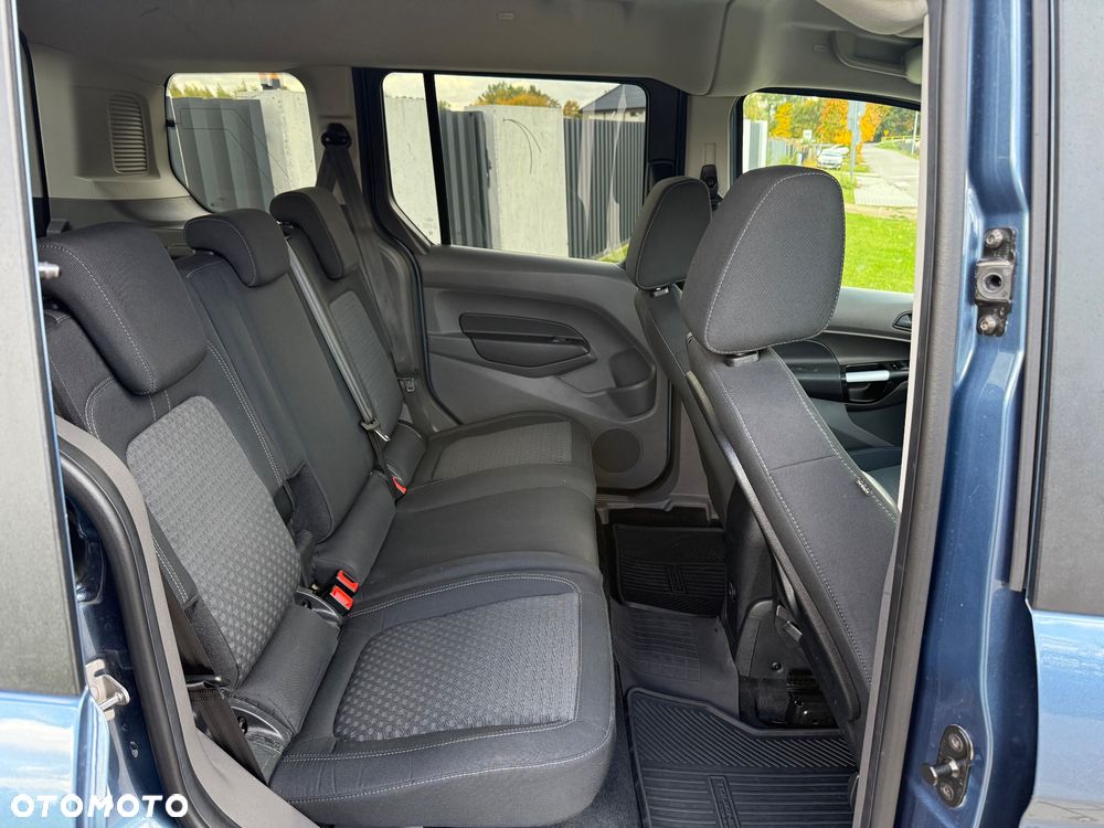Ford Tourneo Connect - 16
