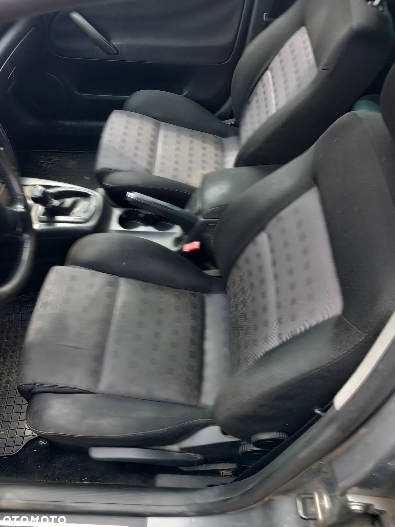 Volkswagen PASSAT B5fl 2003r Fotele / Kanapa /komplet stan dobry - 1