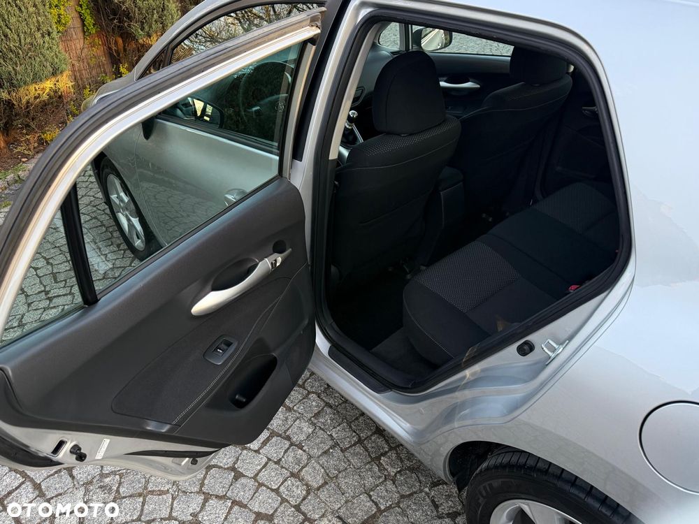 Toyota Auris 1.6 Edition - 17