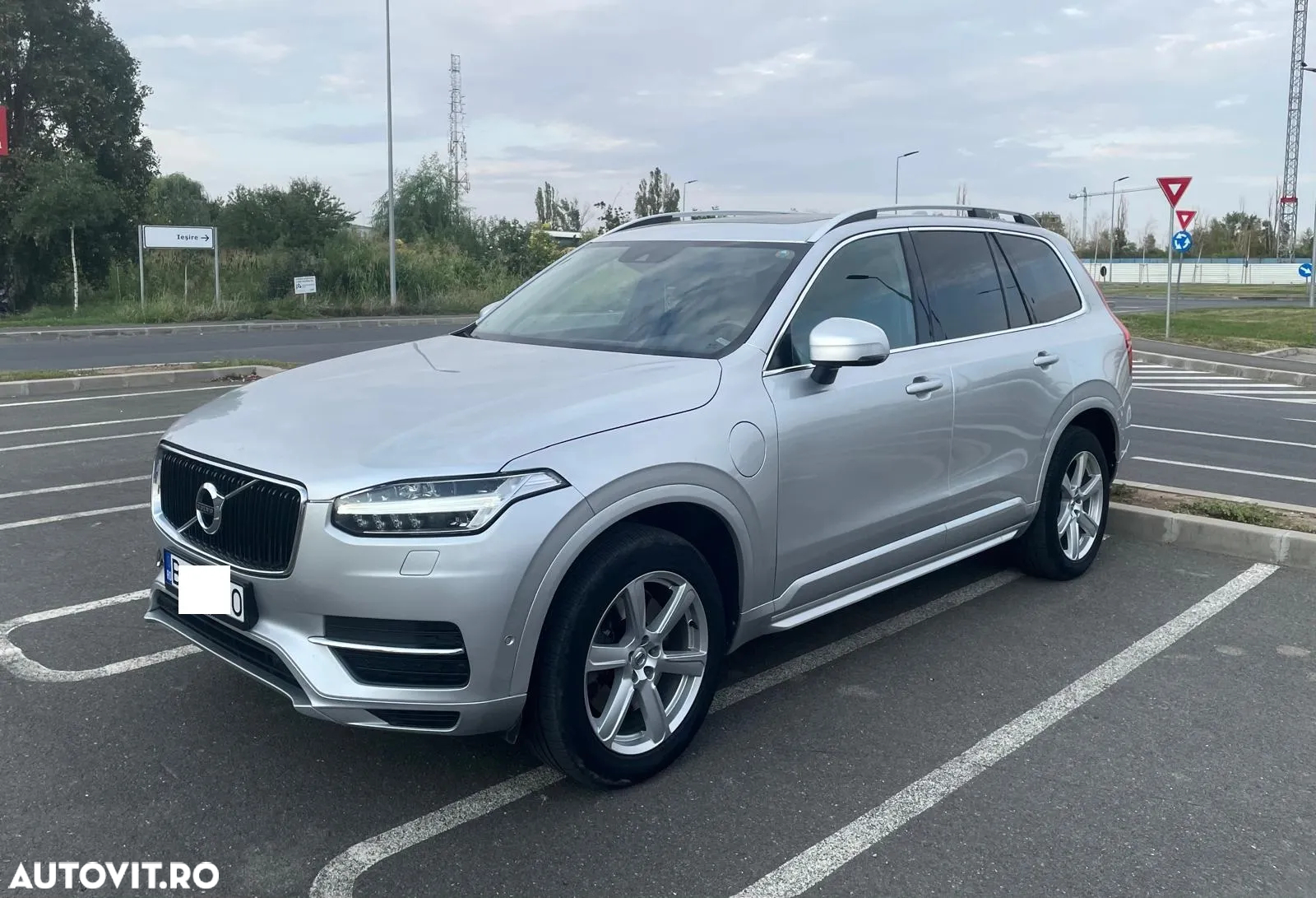Volvo XC 90 - 3
