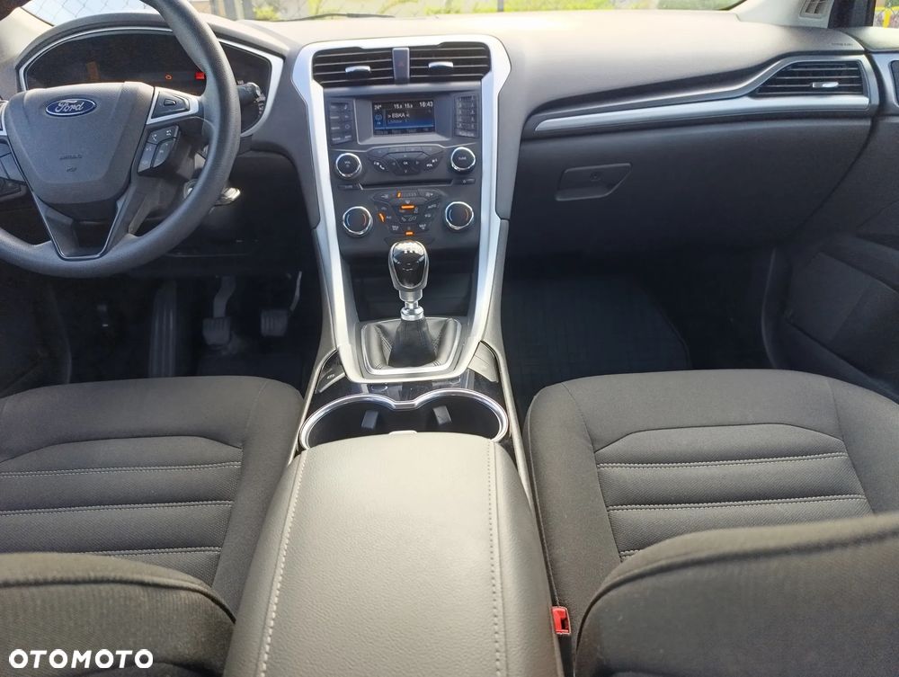 Ford Mondeo 1.5 EcoBoost Ambiente - 8