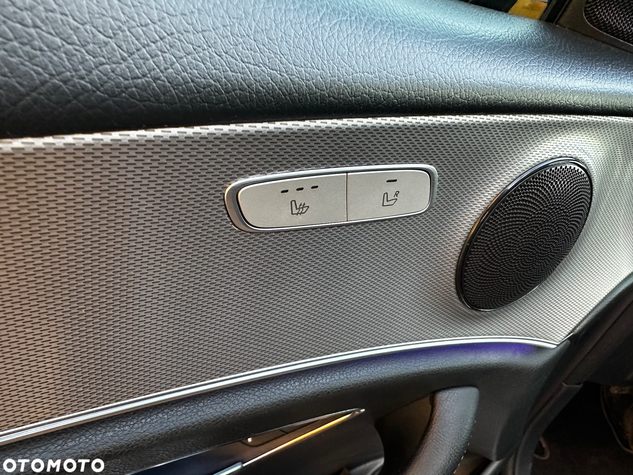 Mercedes-Benz Klasa E 200 d 9G-TRONIC - 21