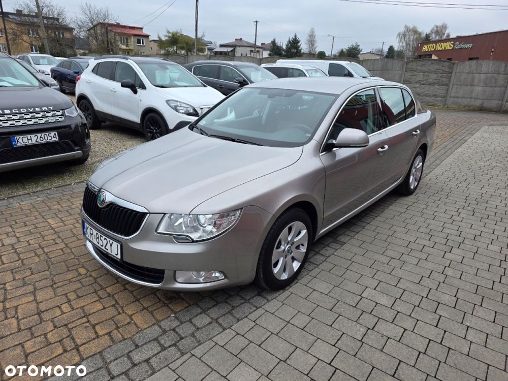 Skoda Superb - 1