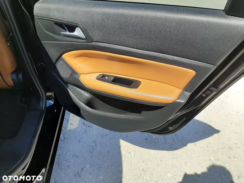 Peugeot 308 BlueHDi 130 Stop & Start Allure - 32