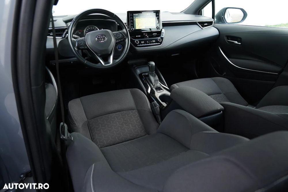 Toyota Corolla 1.8 HSD Dynamic - 9