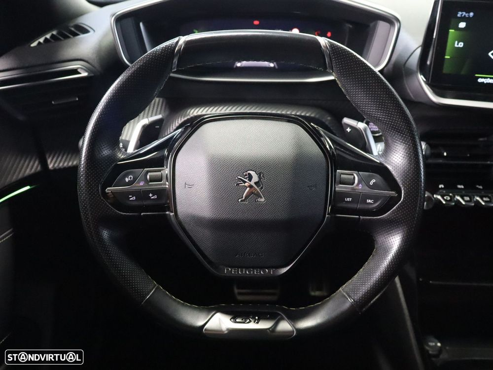 Peugeot 2008 1.5 BlueHDi GT EAT8 - 11